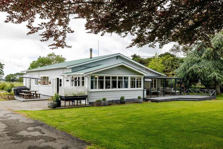 1032 Kimbolton Road_0