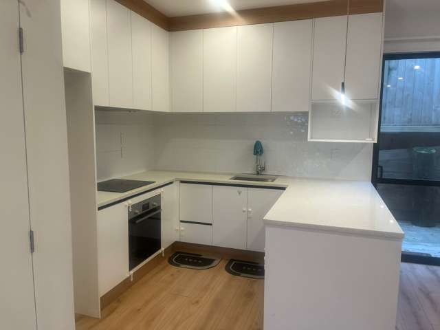 7D Sherie Place Howick_1