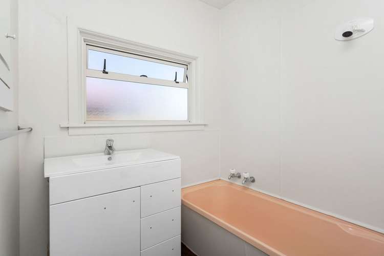 174 Breezes Road Aranui_10