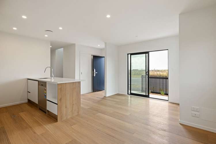 1/133 Silverdale Road_1