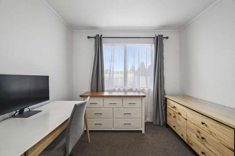 2 Tania Crescent Western Heights_16