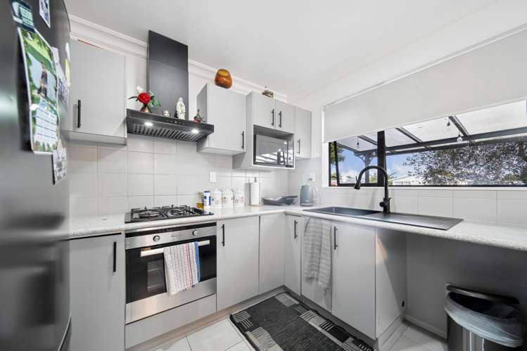 125 Russell Road Manurewa_13