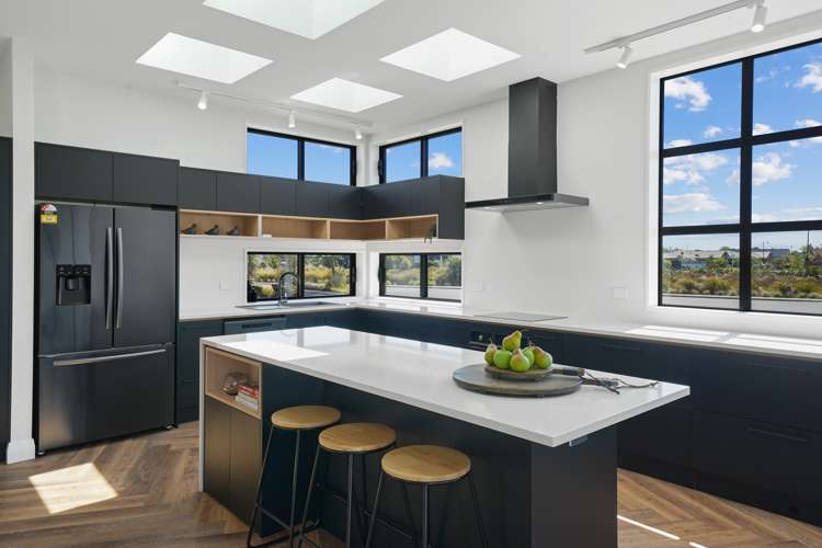 174 Southfield Drive Lincoln_9