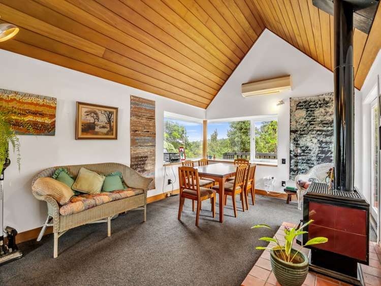 1/51 Quinns Road Waiatarua_7