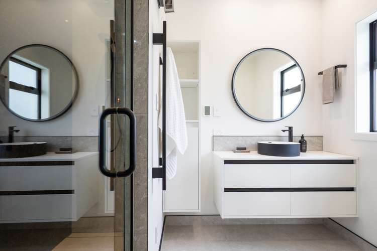 27 Lochhead Street Mahora_10