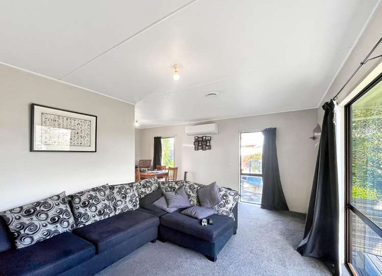 811A Oliphant Road 10495_2