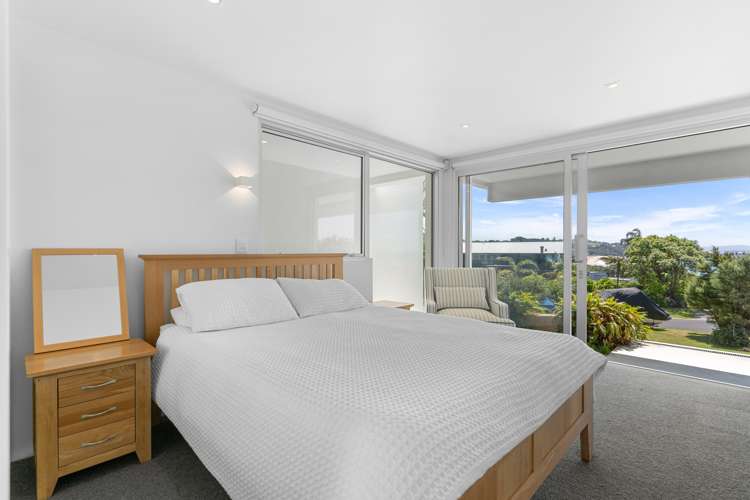 4 Breadalbane Place Langs Beach_15