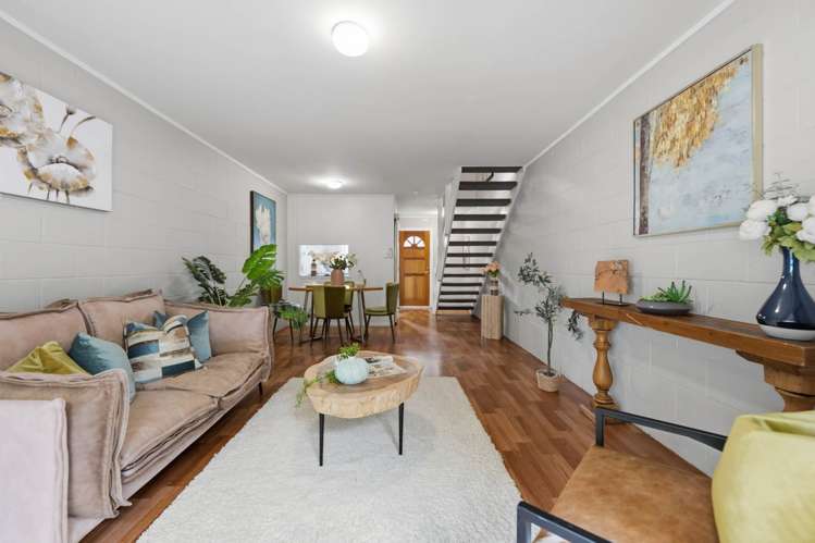 2/176 Panama Road Mt Wellington_1