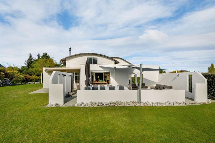 302 Beacon Point Road Wanaka_24