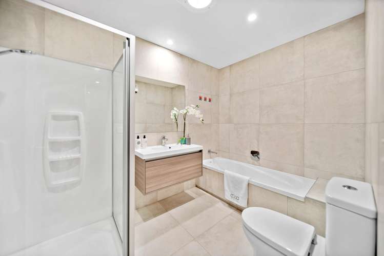 3 Matairangi Avenue Totara Heights_16