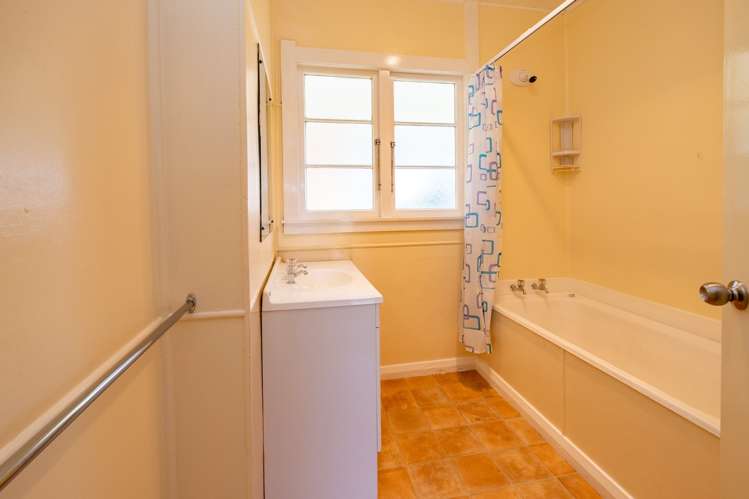 35 Mawhitiwhiti Road Normanby_6