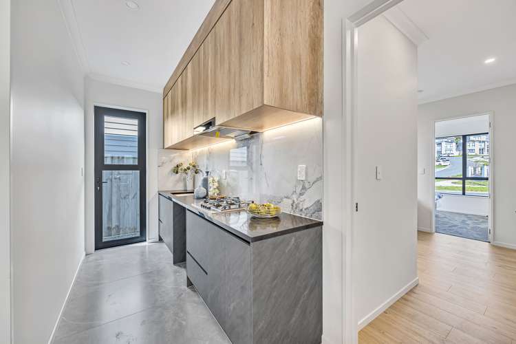 10 Teitei Rise Flat Bush_17