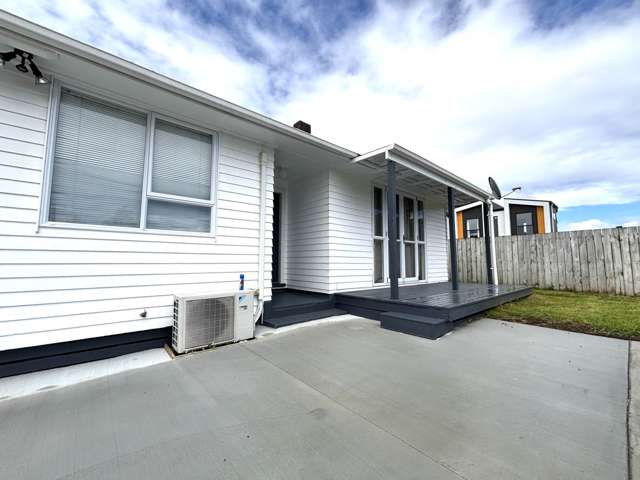 8 Peace Avenue Mt Wellington_1