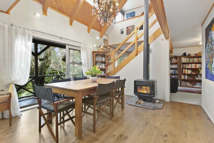 13 Bush Road Waiatarua_6