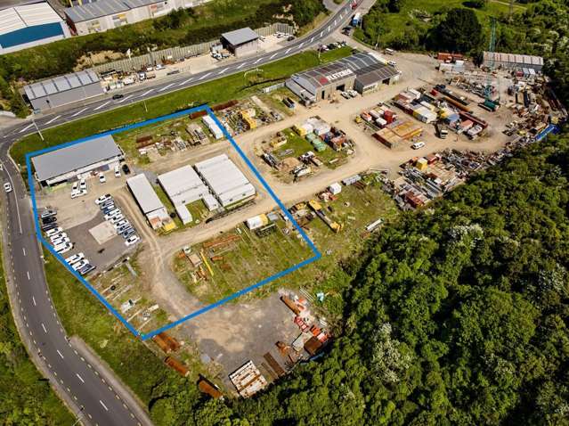 21-35 Takapu Road Grenada North_1