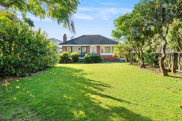 54 Waipani Road Te Atatu Peninsula_17