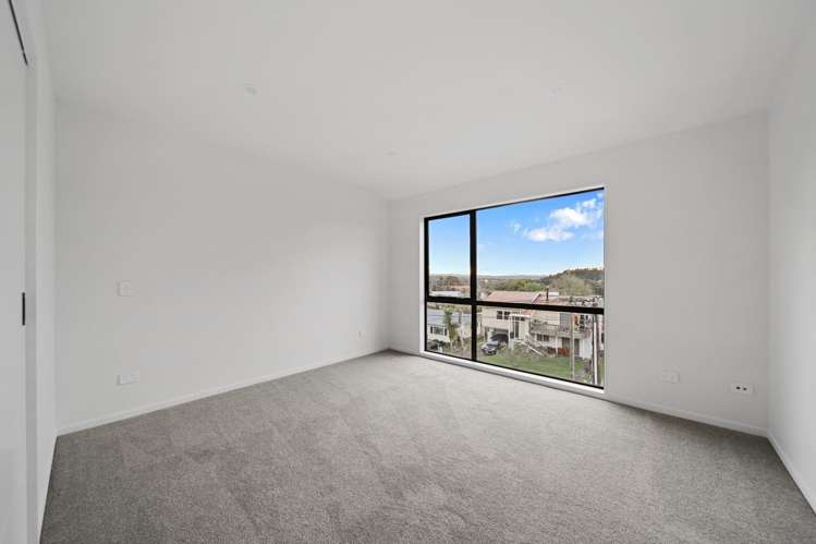 2/17 Sunnyfield Crescent Glenfield_3