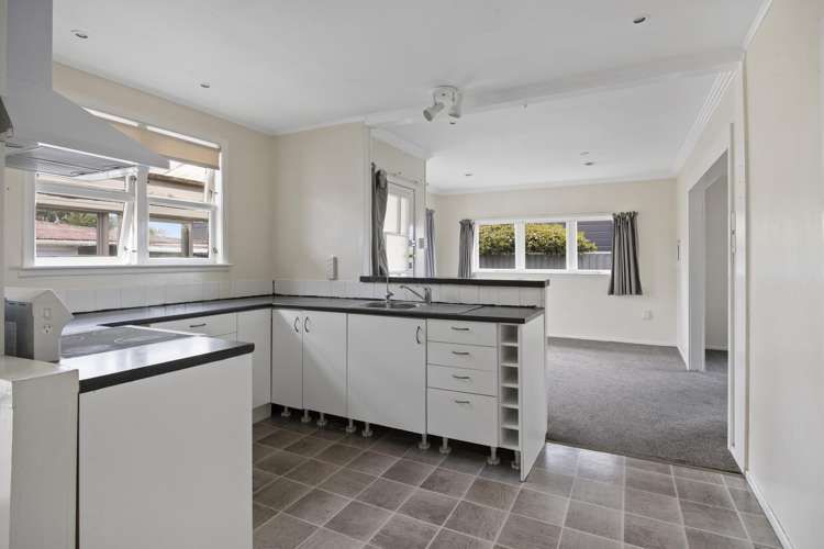 37 Disraeli Street Hawera_4