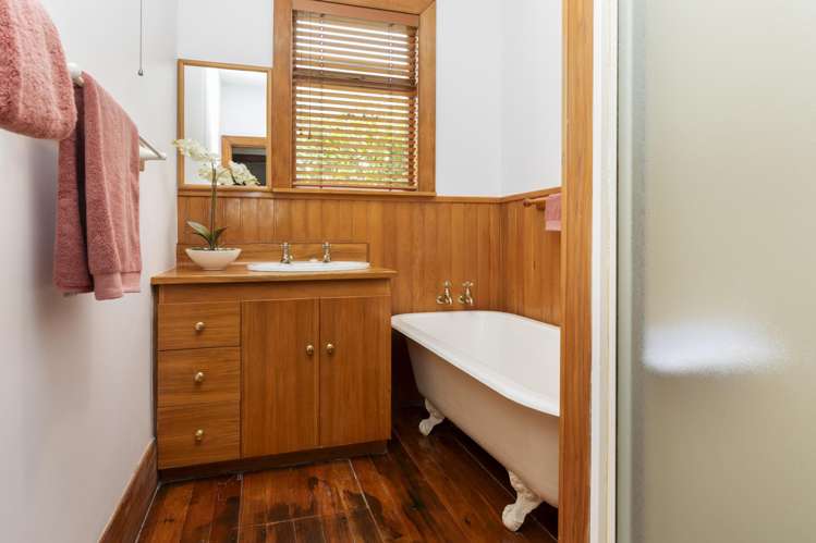 94 Hawthorne Street Strowan_13