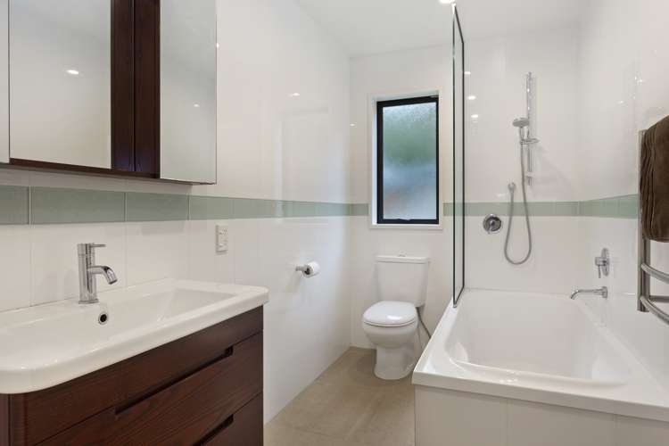 54 Dublin Street Lyttelton_16