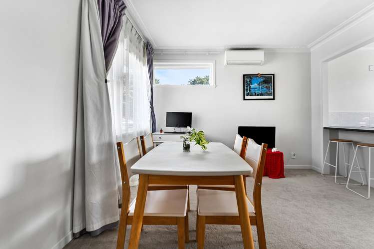 3/27 Cardwell Street_4