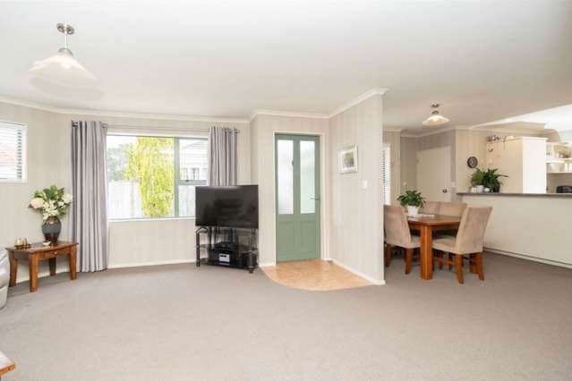 18A Pearsons Avenue 1055_3