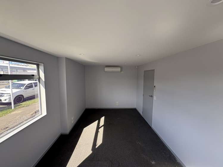 109 Kelfield Place Frimley_12