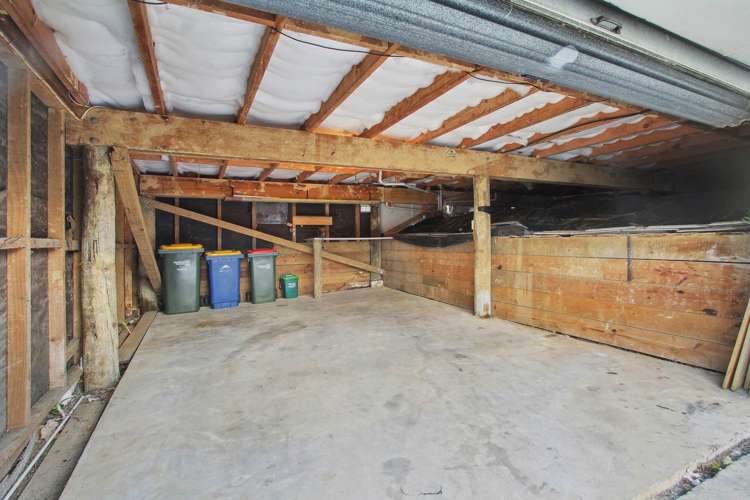 2/51 Greenvalley Rise Glenfield_21