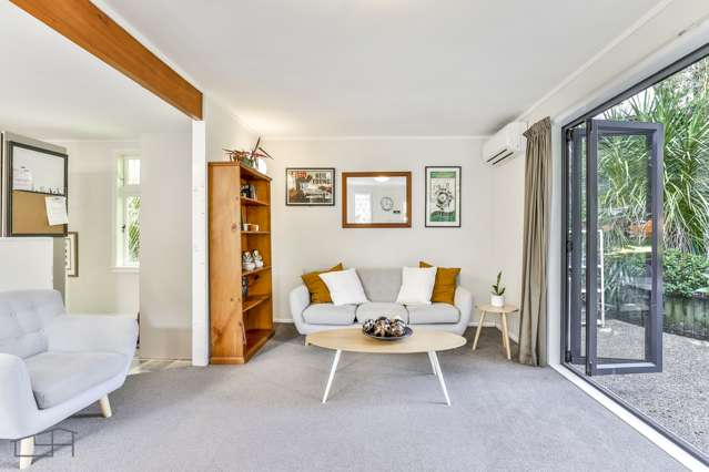 22 Hollywood Avenue Titirangi_4