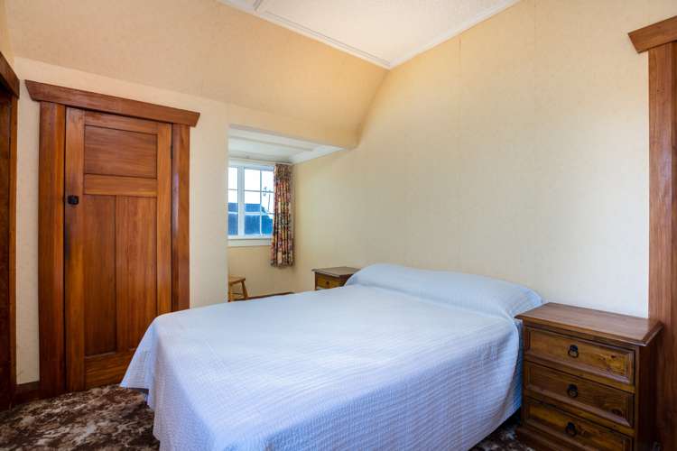 37 Wallace Place Westown_15