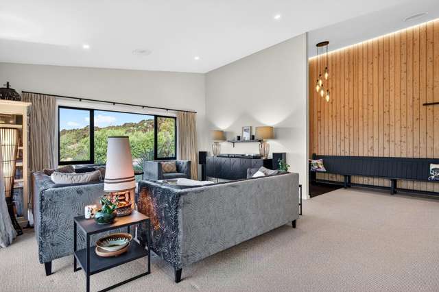 12 Airstrip Ridge Parkvale_4