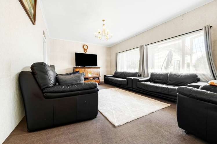 3 Fulton Crescent Otara_8