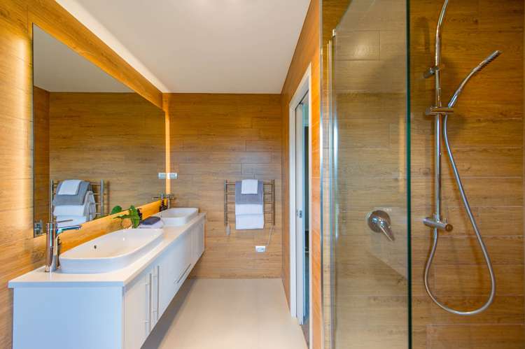 10 Michael Richard Place East Tamaki Heights_24