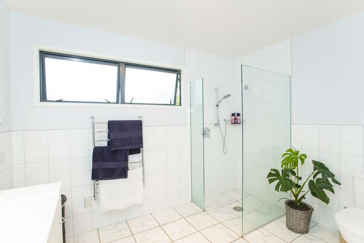 103 Potae Avenue Lytton West_17