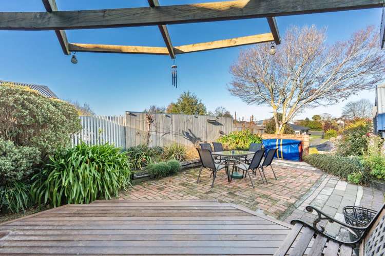 39 Holyhead Street Outram_16
