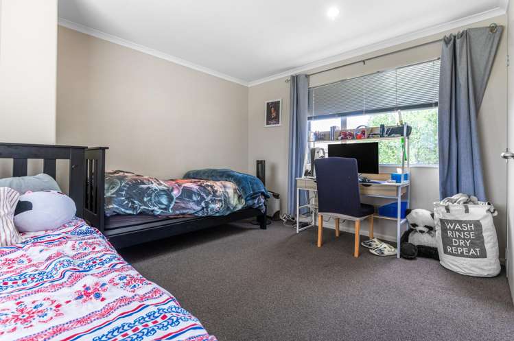 9 Savona Drive Flat Bush_21