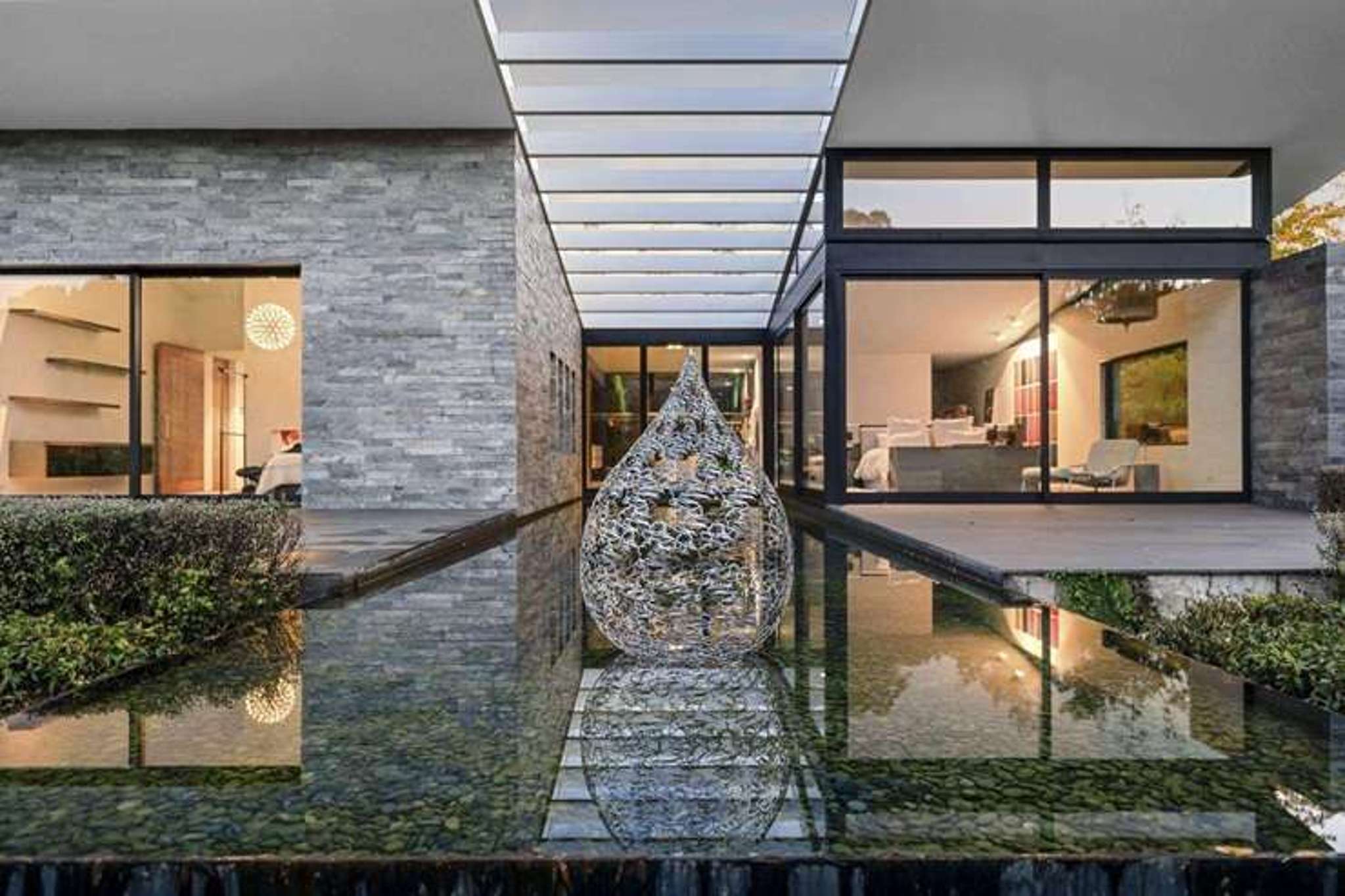 Art collector's mansion sells for $7.75m as US buyers fly in for lifestyle estates