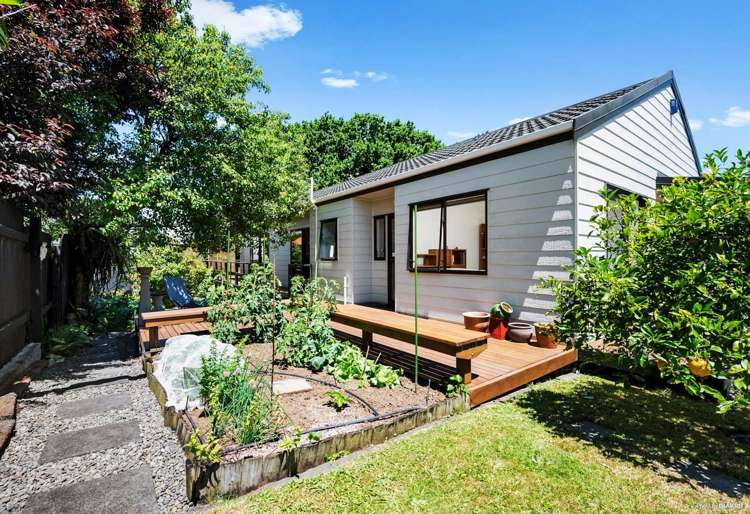 2/227 Shirley Road Papatoetoe_12