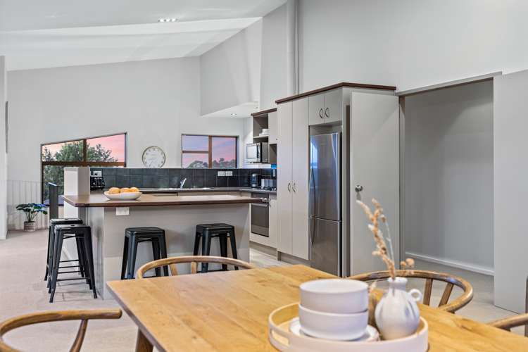 14 Ashgrove Place Ohauiti_12