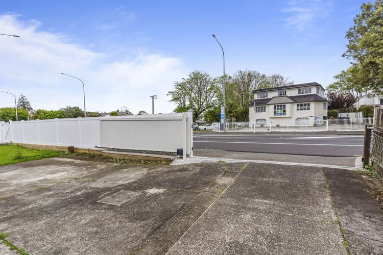 162 Manukau Road Pukekohe_13