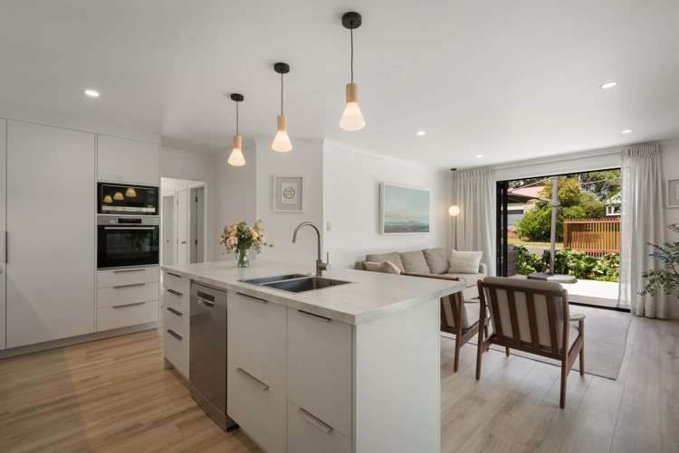 25 Pohutukawa Drive Athenree_5