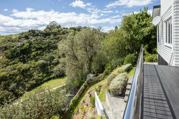 8 Seapoint Road Bluff Hill_16