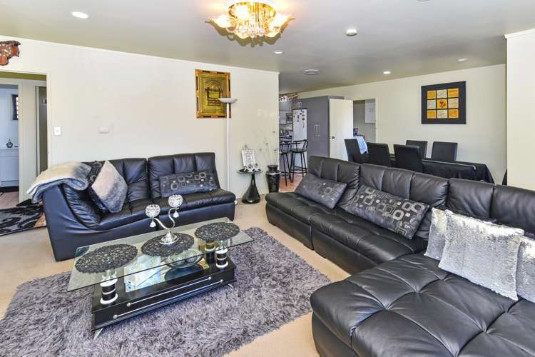 12 Manston Road Mangere_2