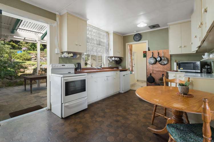 300 Thames Coast Road Thornton Bay_10