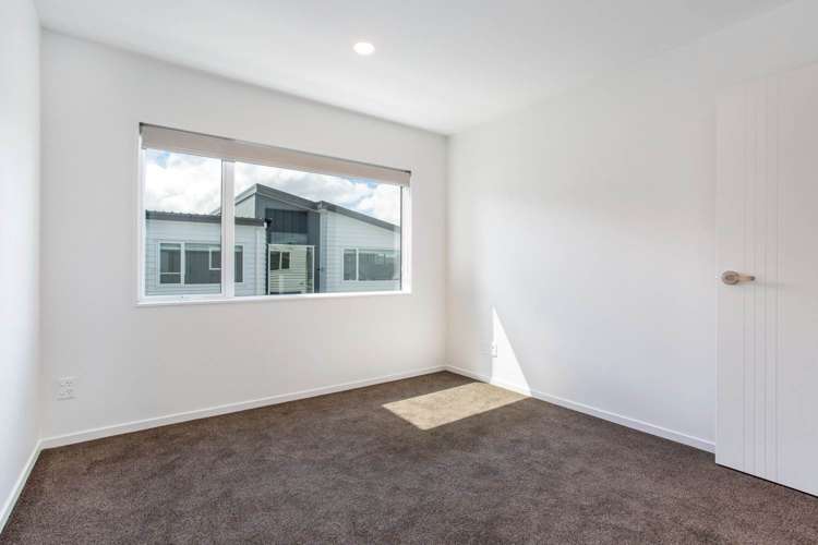 9/2 Tarras Road Kumeu_14