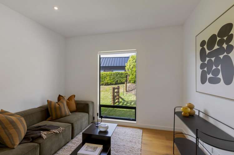 3 Pioneer Court Jacks Point_16