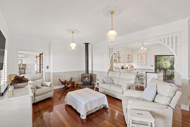 15 Paradise Drive Tamborine Mountain_9