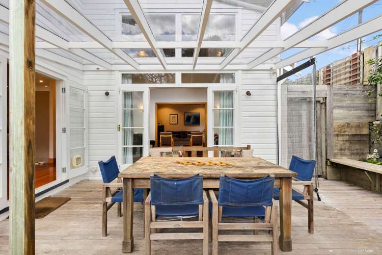 61 King George Avenue Epsom_11