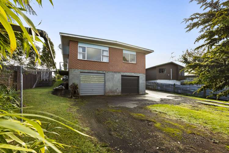 2/25 Carlton Terrace Westown_25