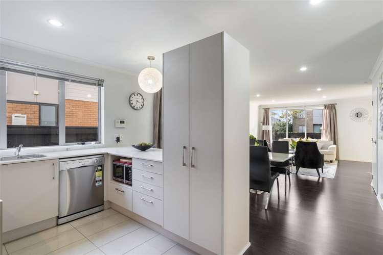 10 Lane Cameron Place Flat Bush_5